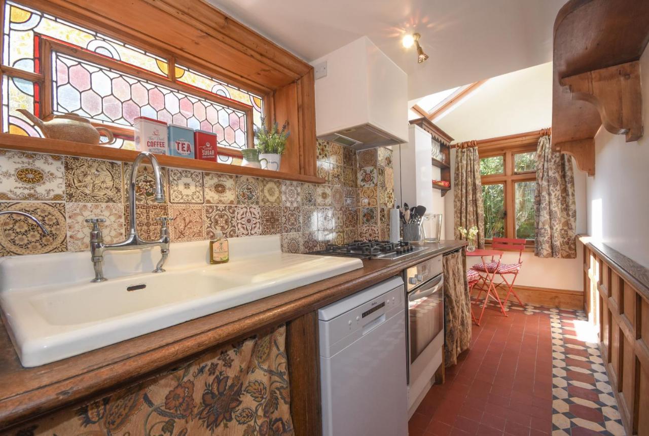 Unique Period One Bedroom House In Colchester Eksteriør bilde